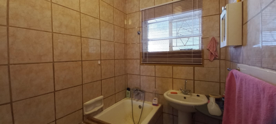 3 Bedroom Property for Sale in Stilfontein Ext 3 North West